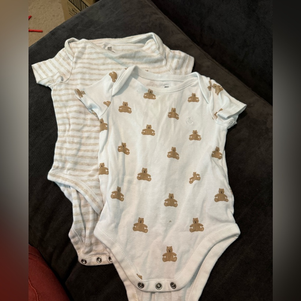 Baby Gap onesies-tan & white, 6-12 months-worn once